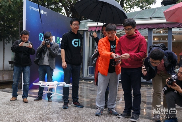 徐小平亲自站台 亿航第2代无人机打算靠啥PK大疆?