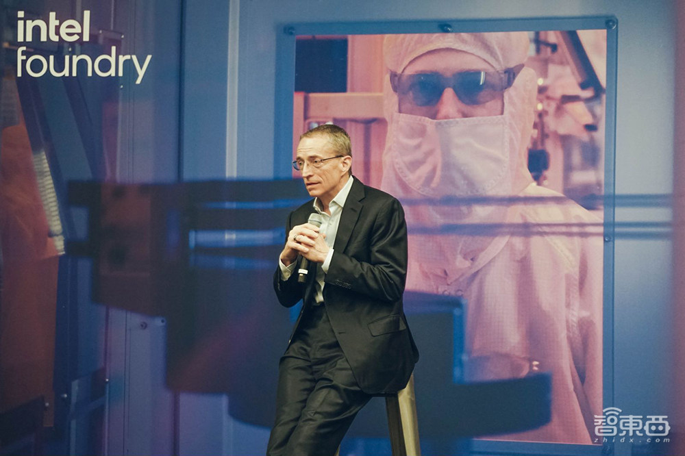 预测AI芯片产能将更加吃紧!英特尔高管谈代工竞争力:优惠价格、先进封装、绝对保密