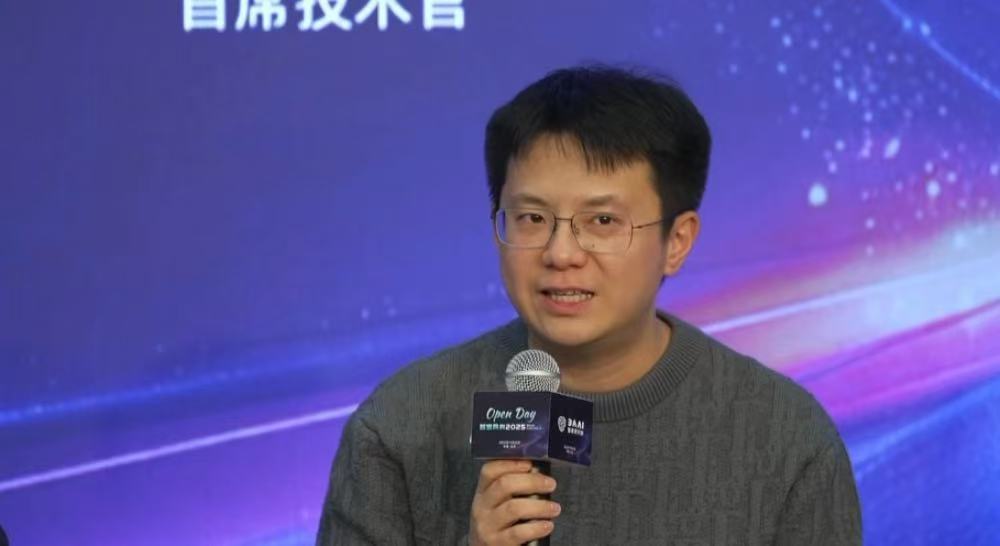 100亿都不够烧！机器人公司CEO们给出新判断：具身智能不能再照搬LLM