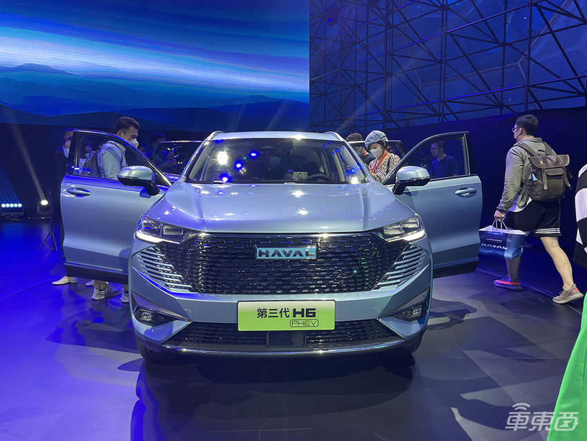 长城哈弗进军新能源：首款混动车型发布，14.98万元起售