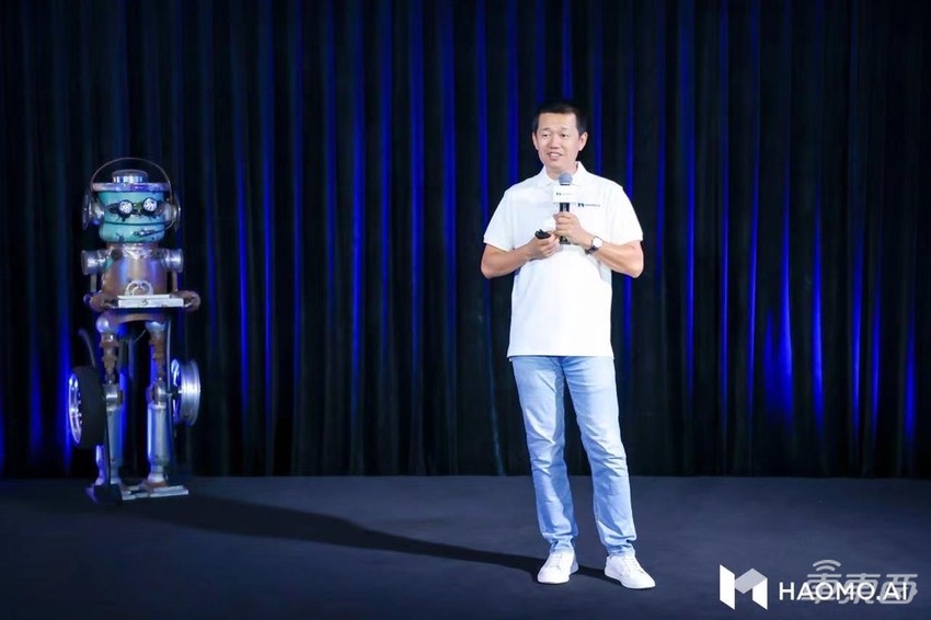 搞城市L2，毫末智行超过了特斯拉