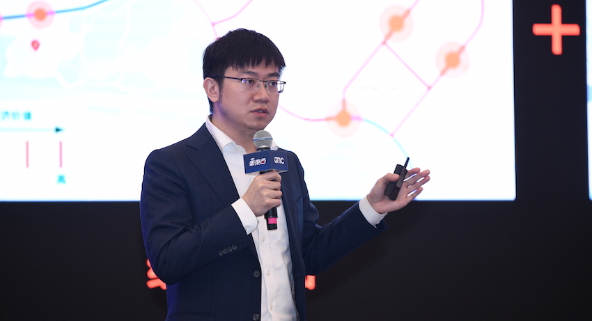 滴滴高管揭秘新款无人车:三张地图决定往哪开,90%元件可量产