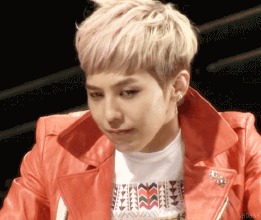 抱上皮卡丘小短的AR,这波童年杀我服!