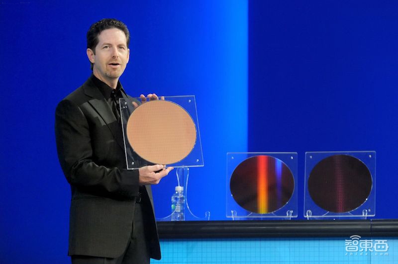 台积电强攻5nm！猛砸250亿美元，与三星Intel相爱相杀20年