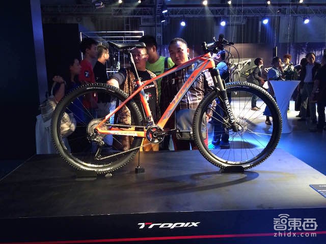 烈风自行车新品发布 7款山地车2款公路车