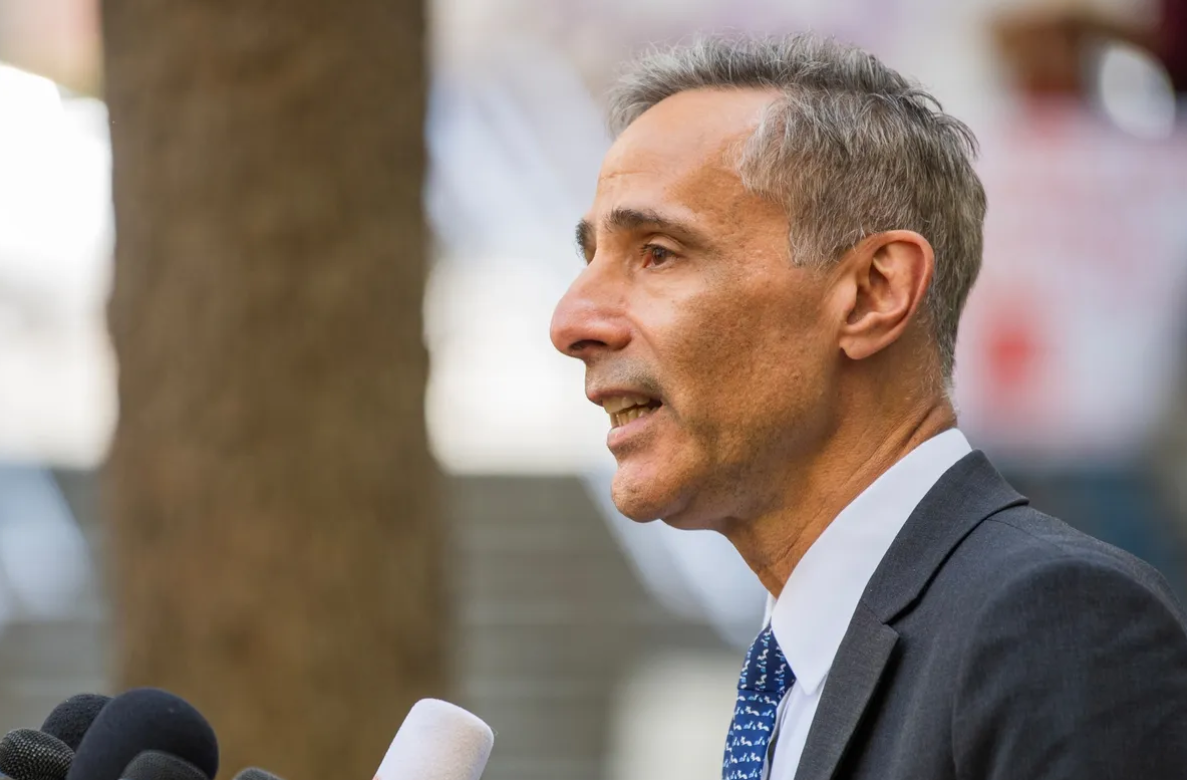 今日，马斯克大战奥尔特曼，AI世纪诉讼案开庭！