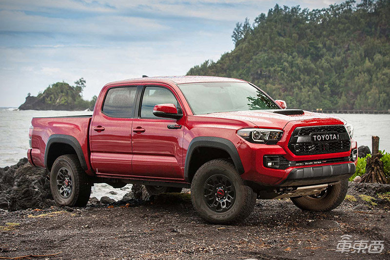 马斯克的“火星车”来了！特斯拉发布防弹皮卡，售价3.99万美元起