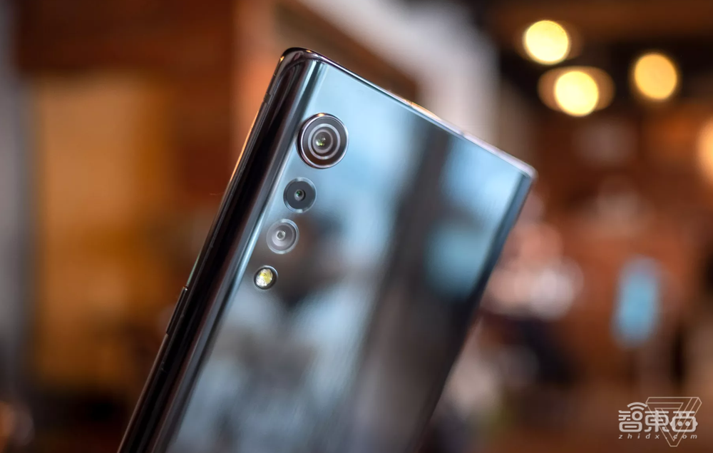 全球又一手机玩家谢幕?LG五年亏损45亿美元,卷轴屏也难救