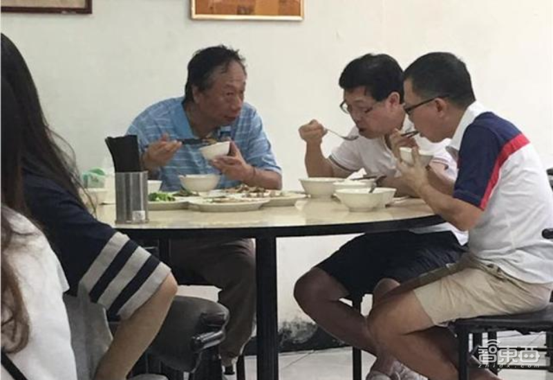 富士康造“芯”版图:密谋四年,布下一张芯片产业网!