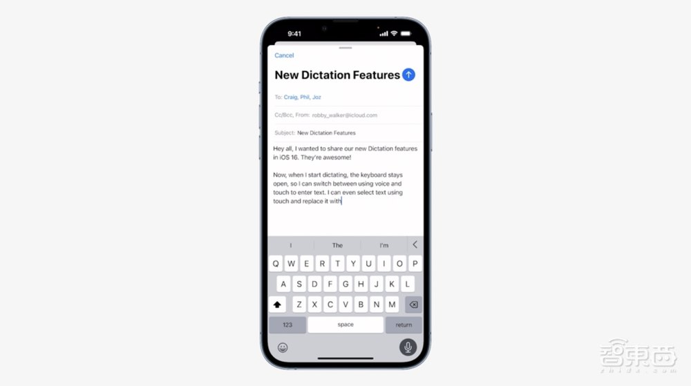刚刚,苹果M2芯片炸场!iPhone兼职电脑摄像头,系统全家桶“史诗更新”