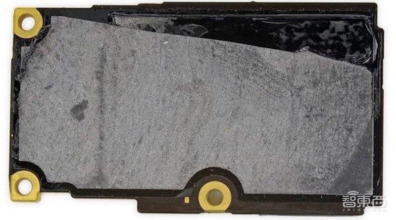 iPhone 11 Pro拆机！还是英特尔基带芯片，电池结构有大变化