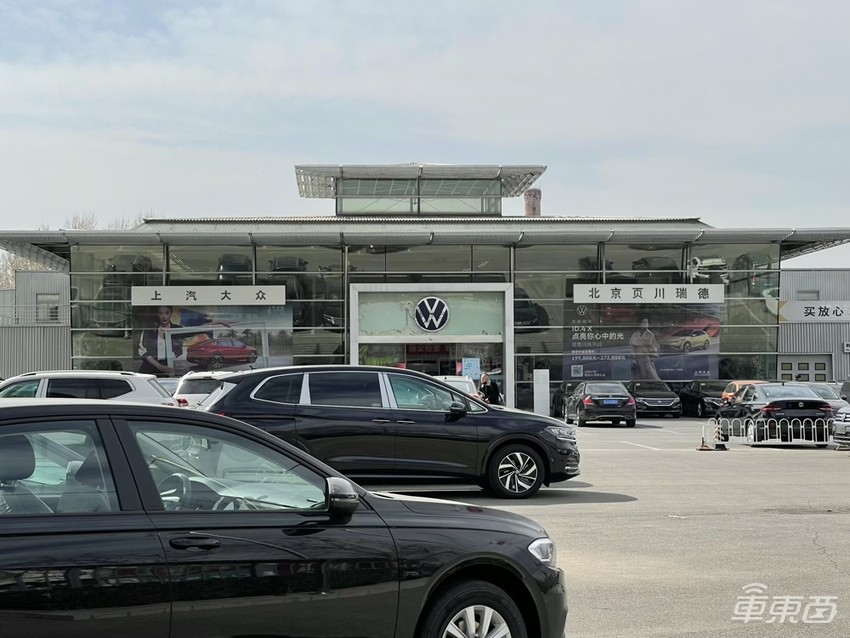 比Model Y便宜14万,试驾排队四小时,大众ID.4要成神车?