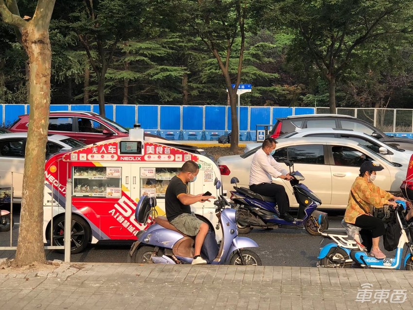 自动驾驶新玩法:把无人车做成移动商店,单车年收入超25万