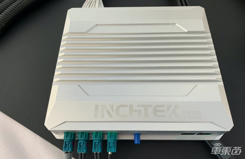 云驰未来发布L3000车载中央网关 搭载5G模组 已小规模量产