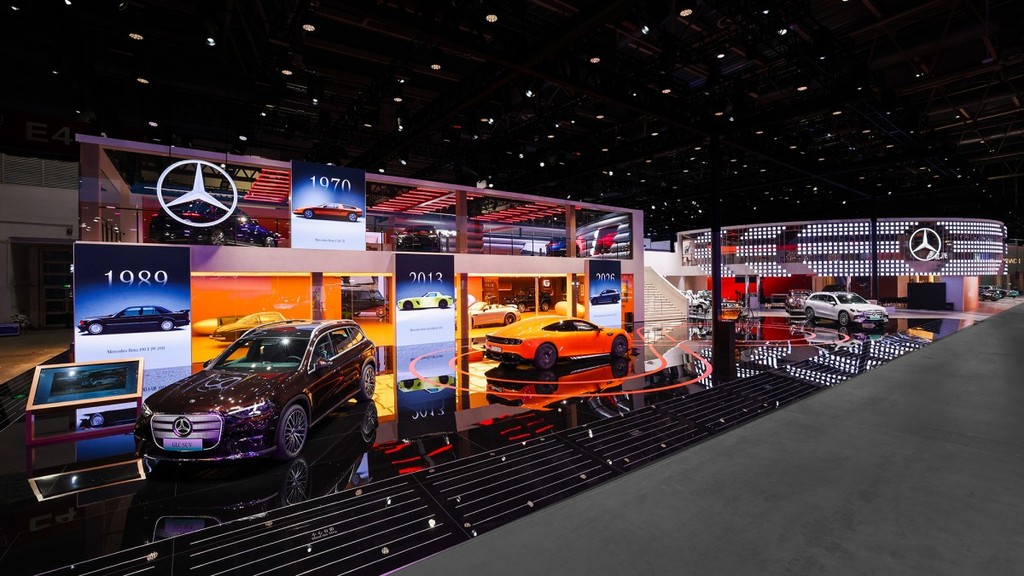 北京车展纯电GLC全球首秀、S级换代，奔驰展示全矩阵新品