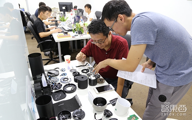 大!拆!机!全球四大智能音箱首拆 扒开产业真相