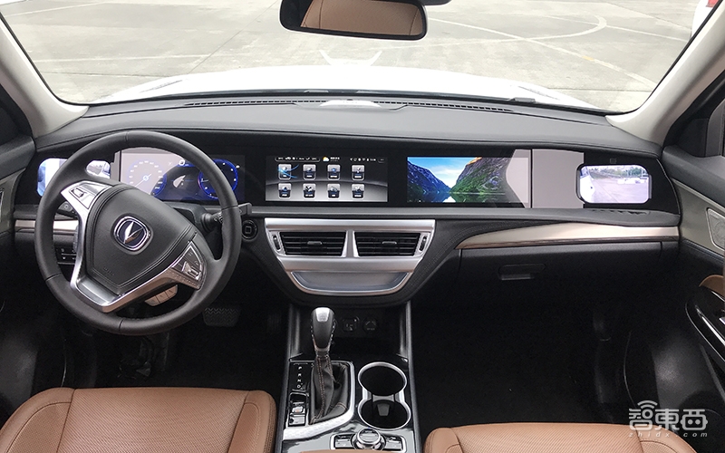 长安汽车花式秀技！55台自动驾驶车挑战世界纪录，汽车被淹还会自己开窗