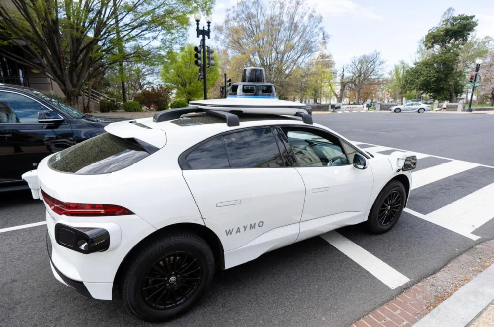 Waymo宣布与丰田合作!将共同开发自动驾驶汽车平台,Robotaxi已在东京上路