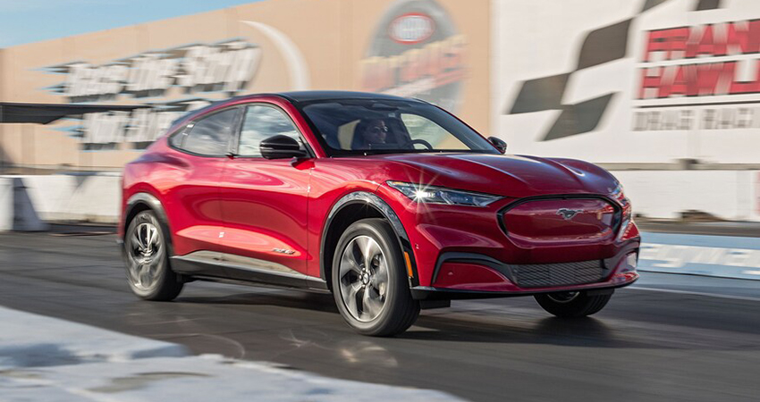 野马首次触电!首试Mach-E凭什么挑战Model Y