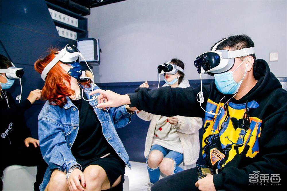 10小时VR极客派对!“传送”苹果创始人谈AI、VR前景,百度安全联手DEF CON举办