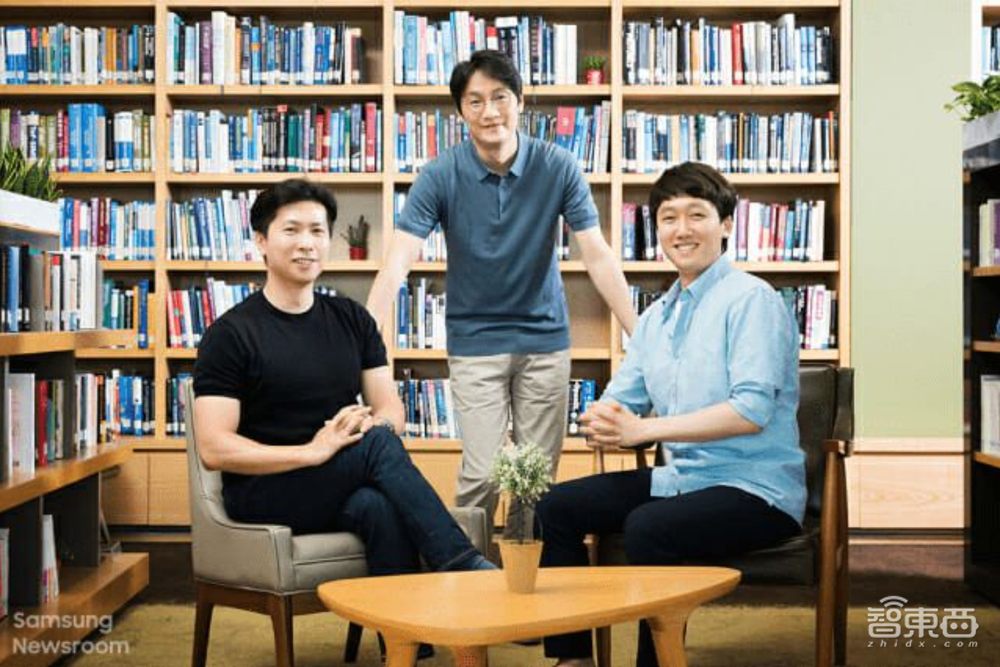 把“一片屏幕”贴手腕上就能监测心率?三星柔性OLED最新突破!