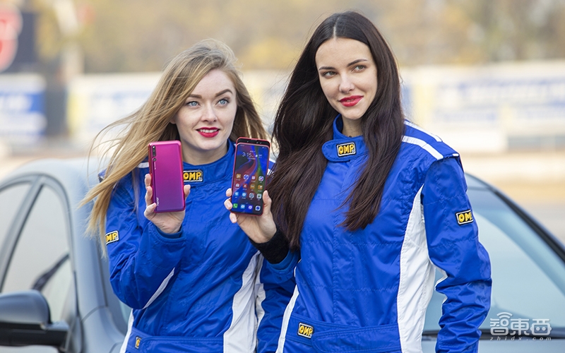 一部手机搞定无人驾驶，荣耀Magic2玩大了！