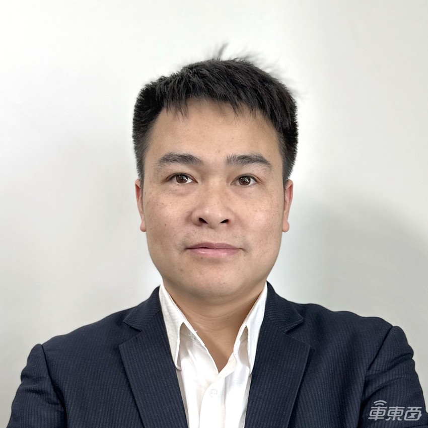 倒计时10天!年底最强自动驾驶峰会主会场嘉宾全揭晓 拆解智驾大模型、大算力与量产上车