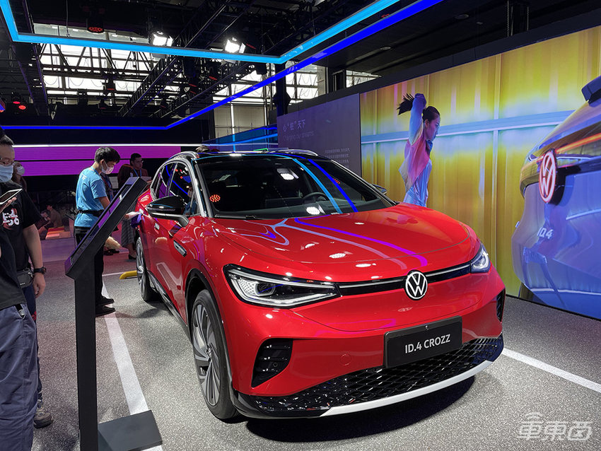 今年最后一场汽车盛会！奔驰最豪SUV开卖，大牌纯电车扎堆亮相