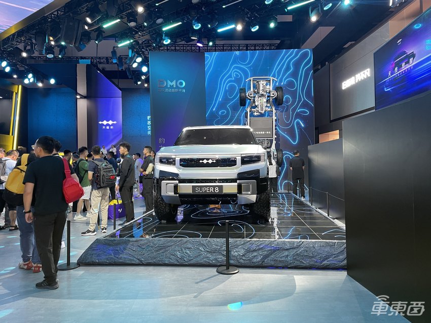 成都车展首日:比亚迪长城正面过招,合资车企且战且退