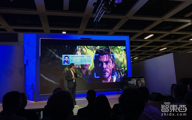 TCL电视全球首发 搭载智能语音助手小T 售价99999元