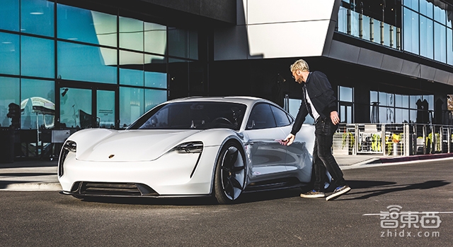 保时捷首款电动车定名Taycan 续航500公里 明年量产