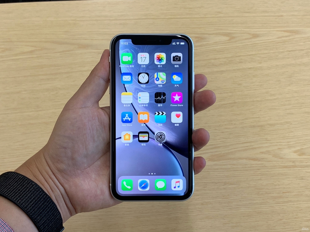 iPhone XR今日预售!首发上手,给你老款iPhone升级的5个理由