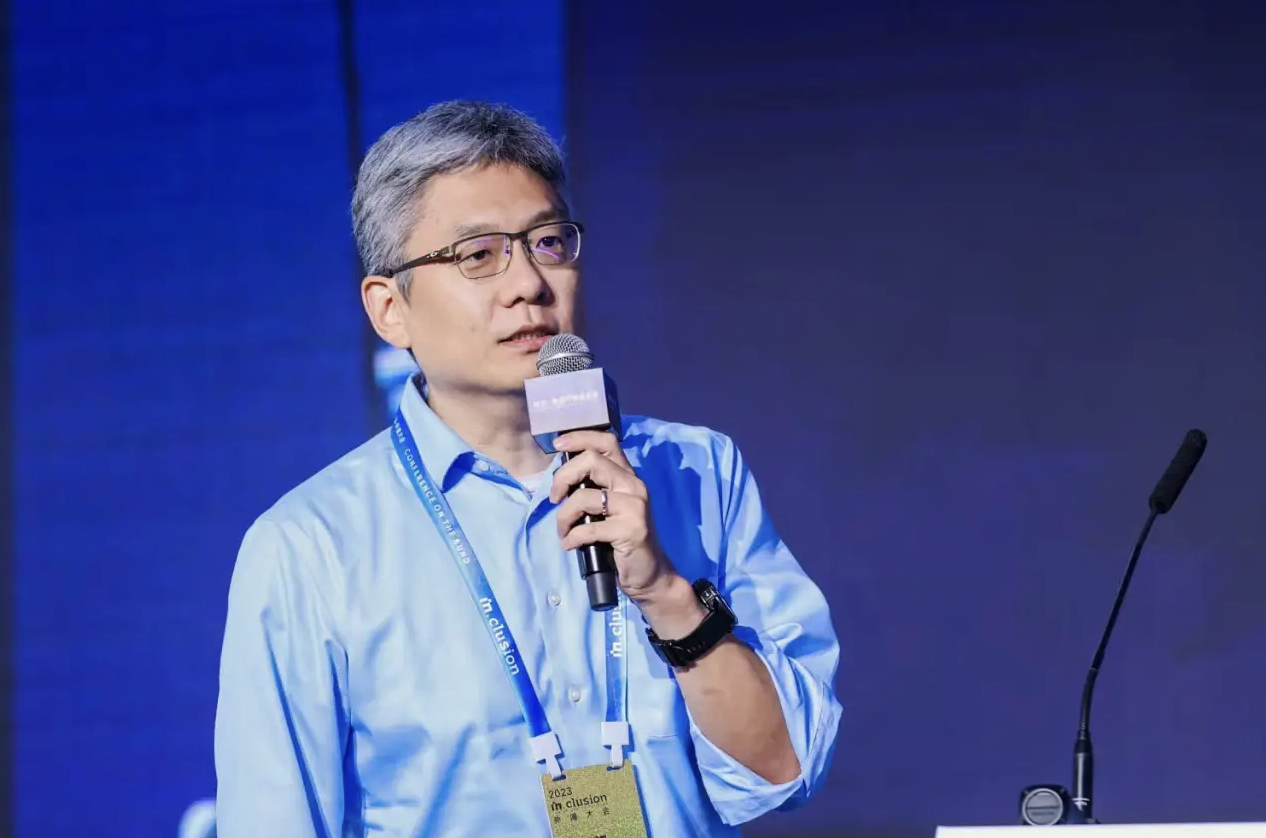 國(guó)內(nèi)大廠AI人才遷徙圖譜：半年19位AI大牛變動(dòng)！