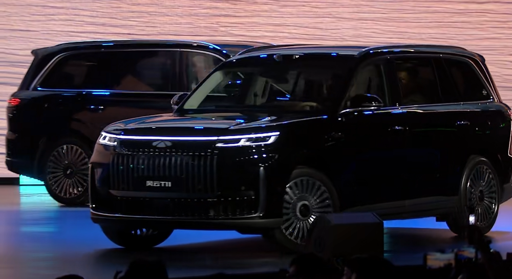 奇瑞风云T11限时17.99万元开售!车长超5米2,上车猎鹰700辅助驾驶系统