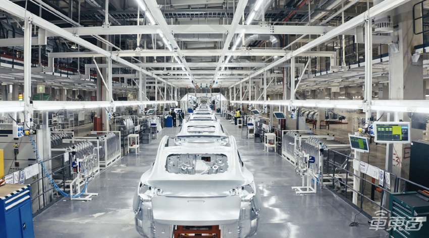 特斯拉带火的一体压铸技术，正在被赛力斯推向更高水平