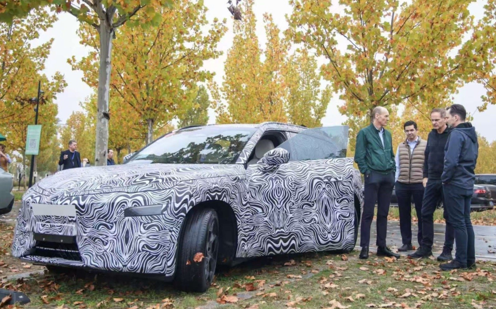 小鹏大众合作首款车亮相!东风新车量产轮毂电机,11月工信部车展来了