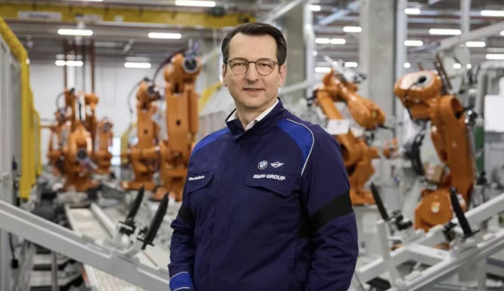 宝马即将换帅！新一把手从管培生做到CEO，32年没跳槽