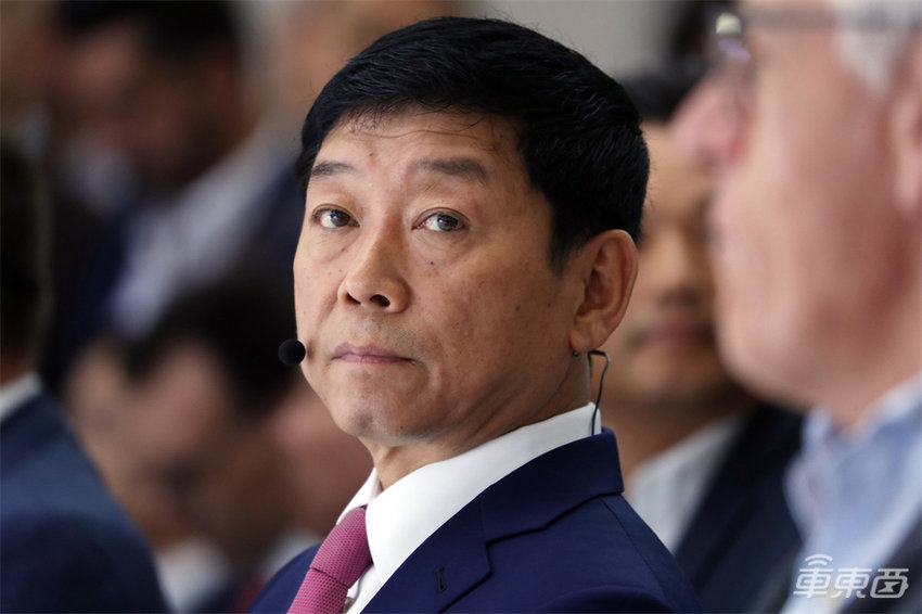 王传福加码、李书福动刀、魏建军带货!6张表看懂民营三强半年报