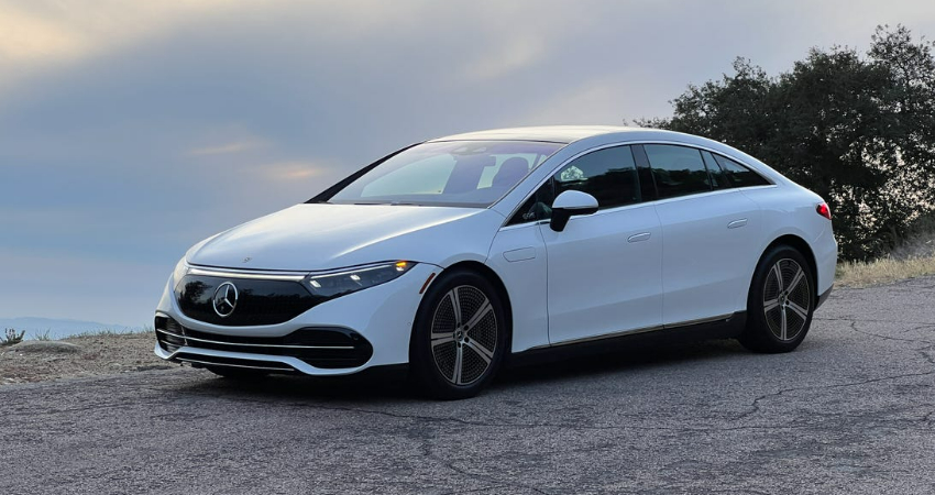 奔驰召回近万辆S级车型：软件问题或影响车灯，本月初也曾因车灯召回