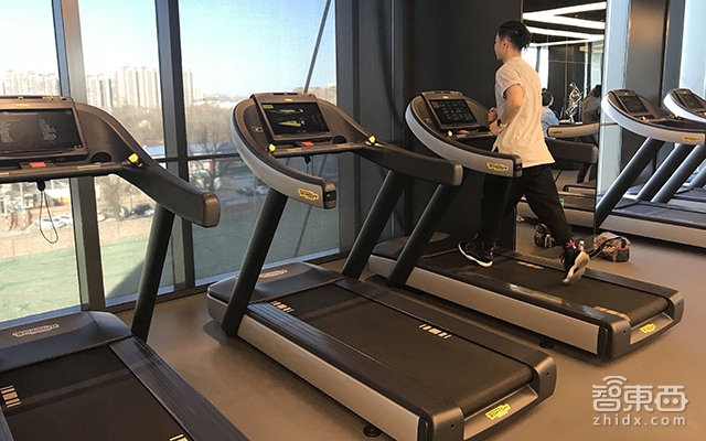 国内首试苹果Gymkit “碰一下”就让AppleWatch变健身教练