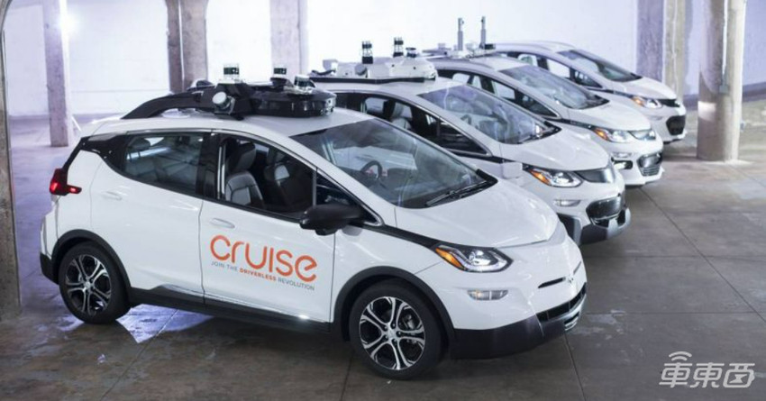 通用亲儿子Cruise的全无人出租车可收费运营了!