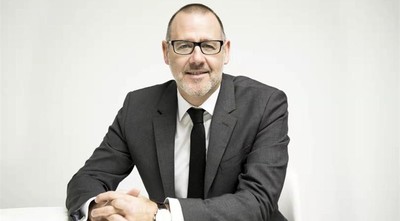 捷豹英国公司高管：电动汽车行业急需统一充电充值的标准