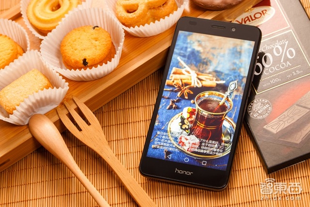 荣耀畅玩5C借场GMIC正式发布 搭载16nm麒麟芯片起价899元