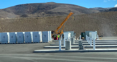 特斯拉卡车充电站开工！30分钟可增加643公里续航