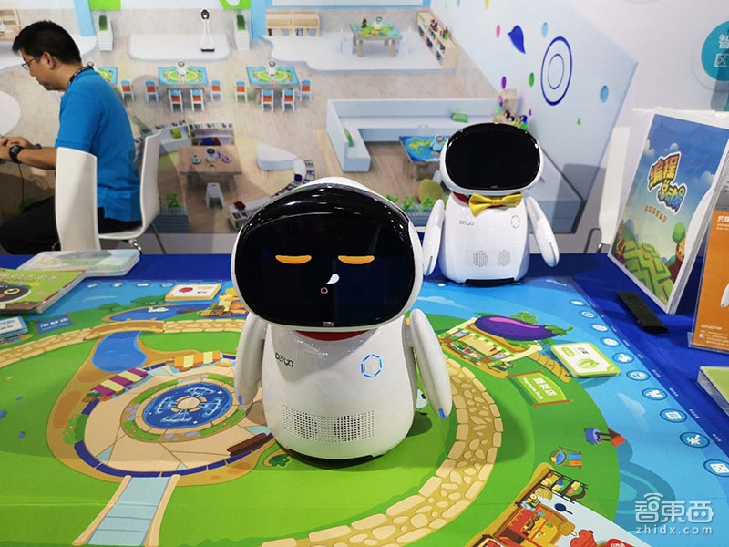 兒童AI硬件江湖崛起！連微商都坐不住了