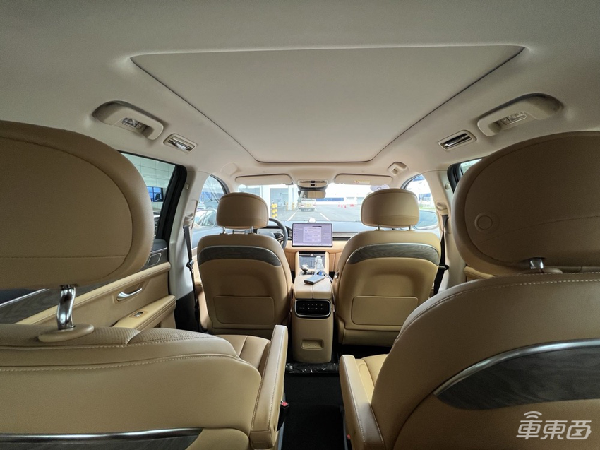 理想ONE迎最强对手!华为加持的问界M7发布,31.98万起售