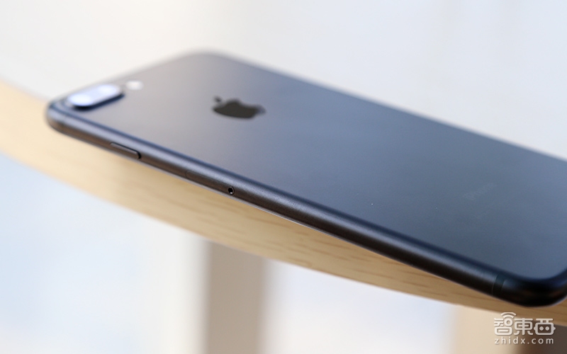 iPhone 7留下了这些彩蛋 深度体验发现细节之变