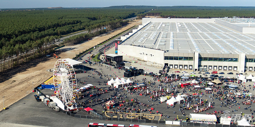 特斯拉发布第三季度财报，车辆产销量均破23万，净利润史上最佳