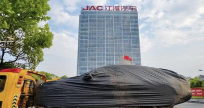 华为带飞江淮！市值狂飙超千亿力压蔚来，鸿蒙版“劳斯莱斯”广州车展首秀