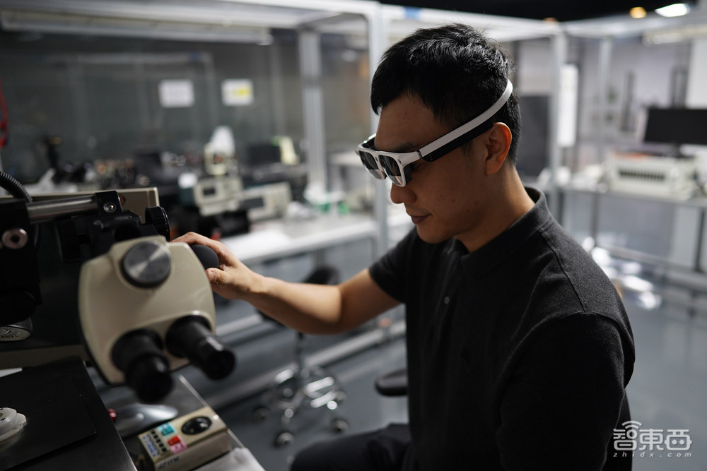 已拿下国内第一，目标年收入百亿！他要打造“VR界微软”